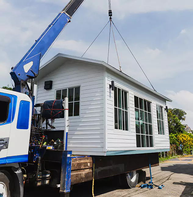 Complete Trailer Roof Replacement Solutions: Keeping Maywood's Trailers Sealed and Road-Ready