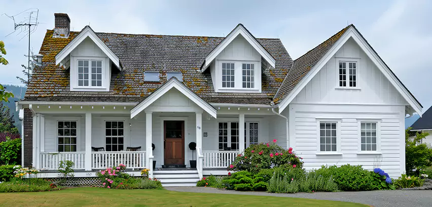 Professional Roofing and Siding Services in Maywood, IL